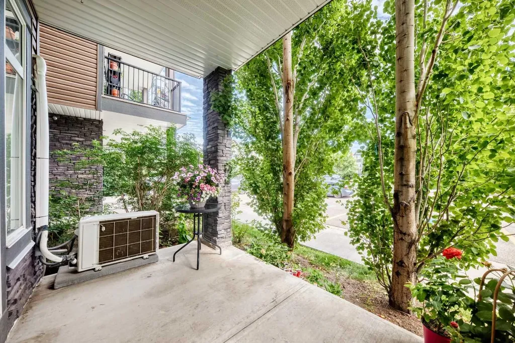 6603 New Brighton Avenue SE Calgary AB T2Z 5E5