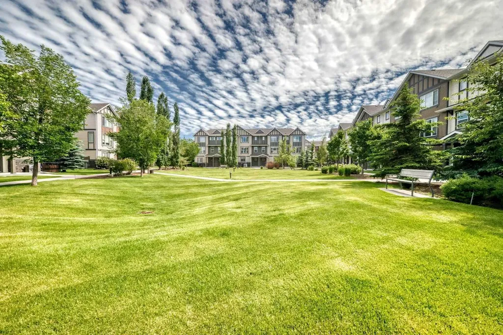 6603 New Brighton Avenue SE Calgary AB T2Z 5E5