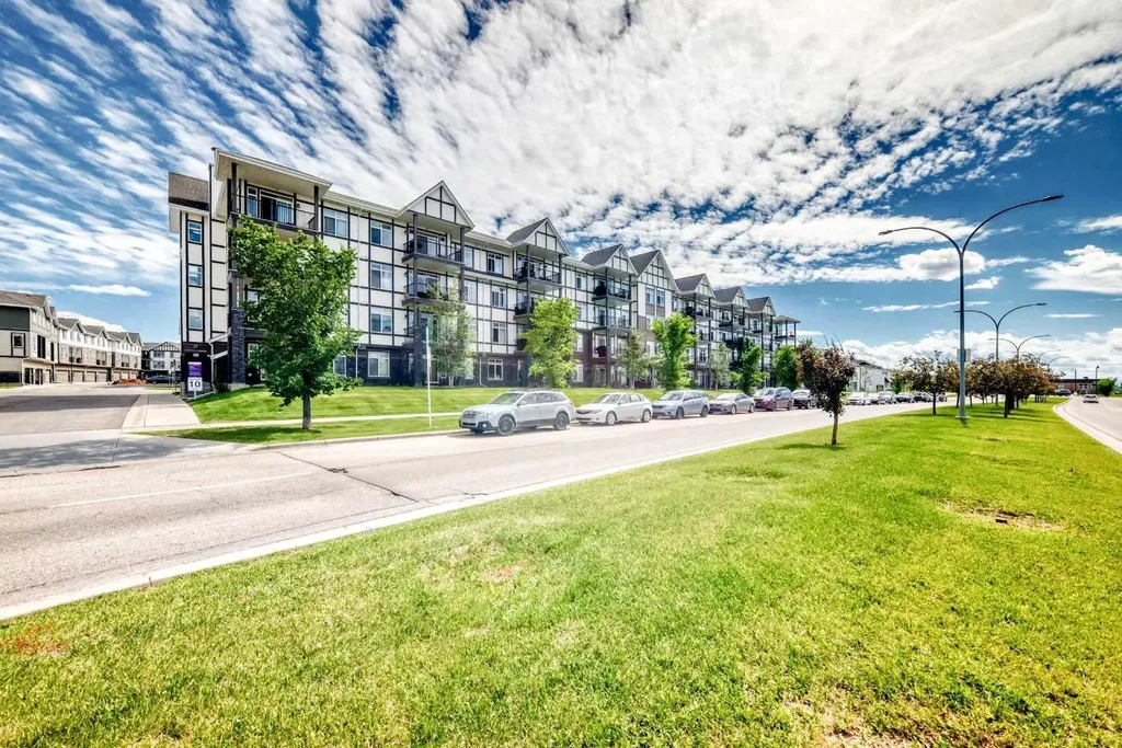 6603 New Brighton Avenue SE Calgary AB T2Z 5E5