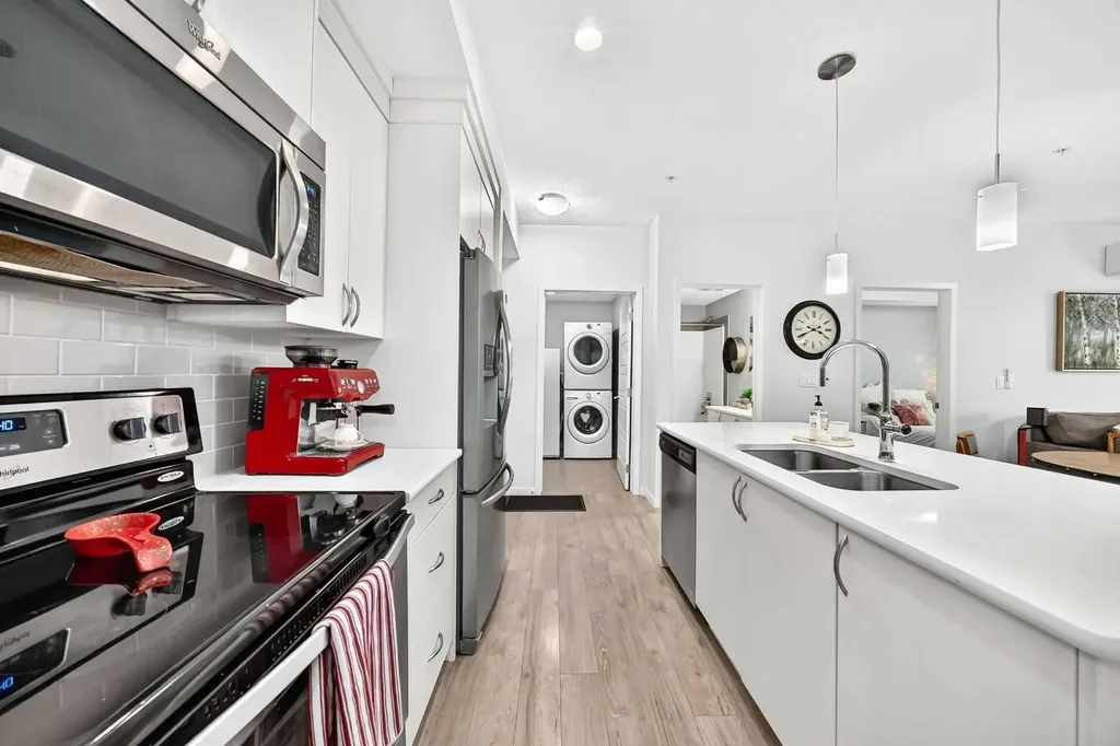 6603 New Brighton Avenue SE Calgary AB T2Z 5E5