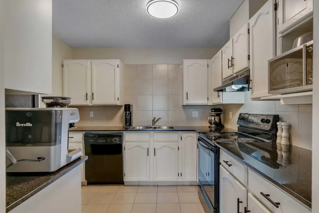 2211 29 Street SW Calgary AB T3E 2K1