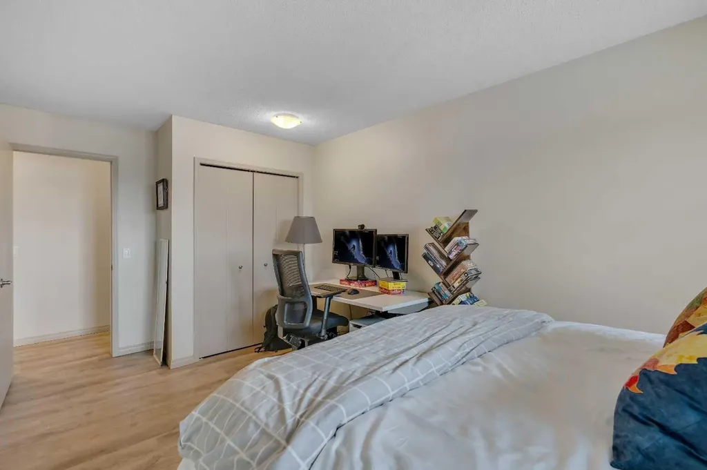 2211 29 Street SW Calgary AB T3E 2K1