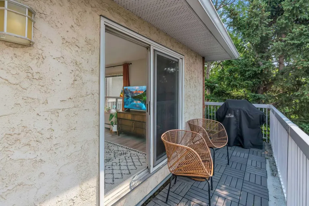 2211 29 Street SW Calgary AB T3E 2K1