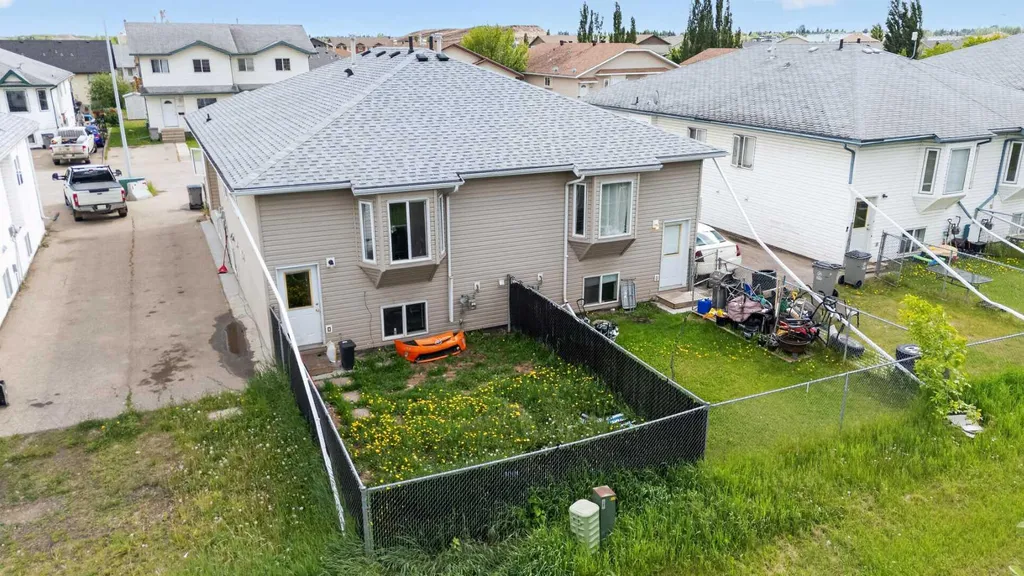 9214 94a Avenue Grande Prairie AB T8V6W5
