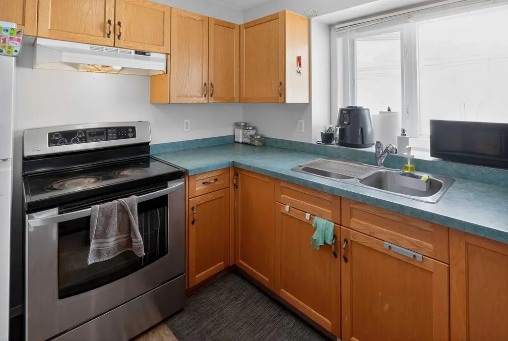 9214 94a Avenue Grande Prairie AB T8V6W5