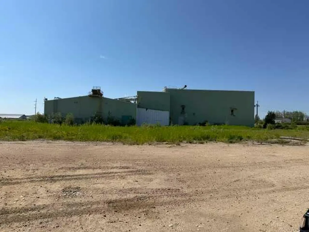 44070 West Mitsue Industrial Road Slave Lake AB T0G 2A0