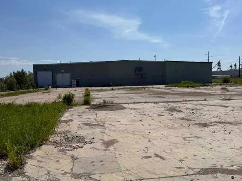 44070 West Mitsue Industrial Road Slave Lake AB T0G 2A0