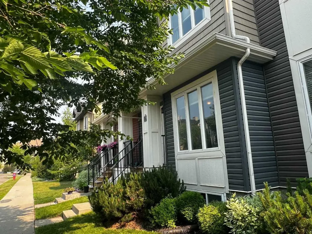 140 Fontaine Fort Mcmurray AB T9H0C9