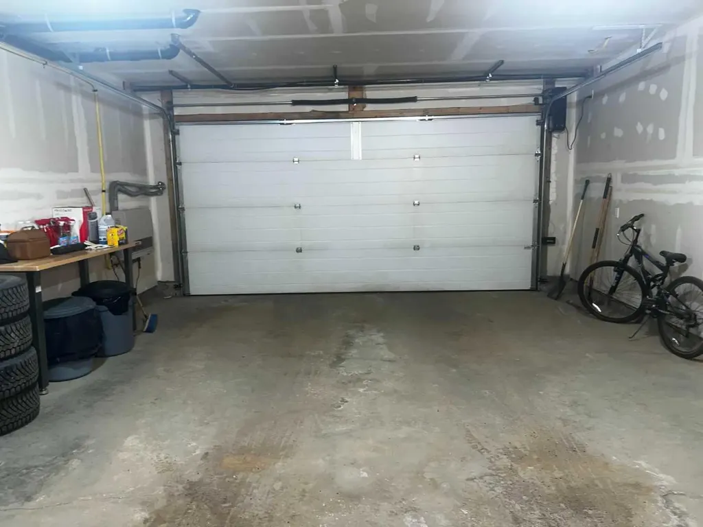 140 Fontaine Fort Mcmurray AB T9H0C9