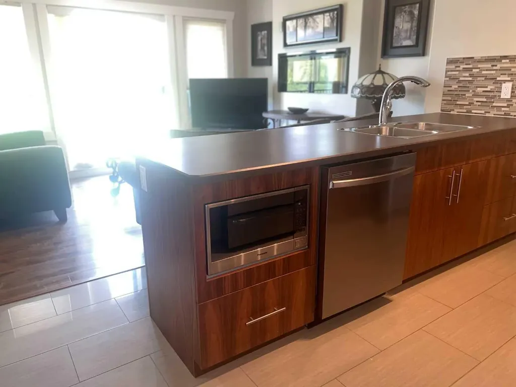140 Fontaine Fort Mcmurray AB T9H0C9
