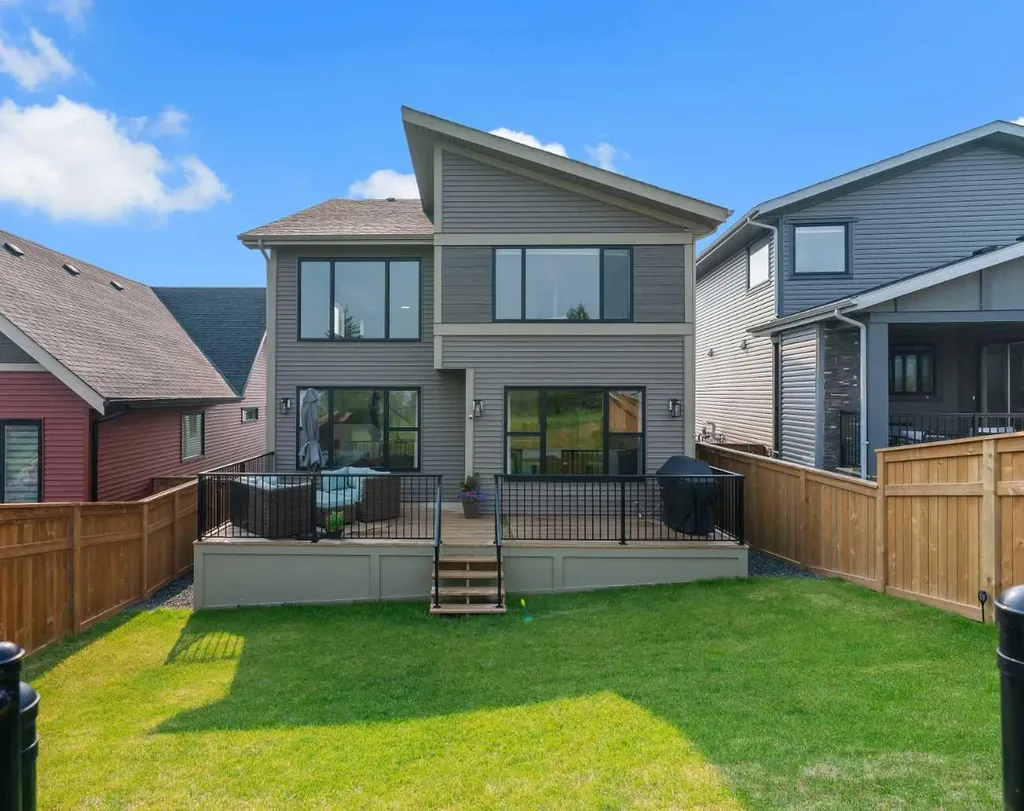 159 Precedence Hill Cochrane AB T4C 2T6