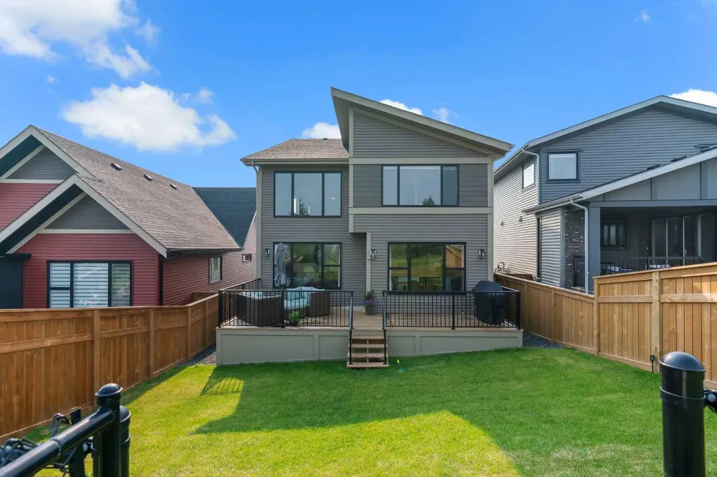 159 Precedence Hill Cochrane AB T4C 2T6