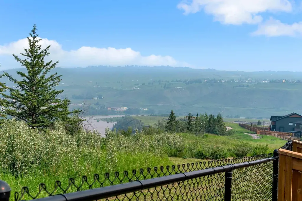 159 Precedence Hill Cochrane AB T4C 2T6