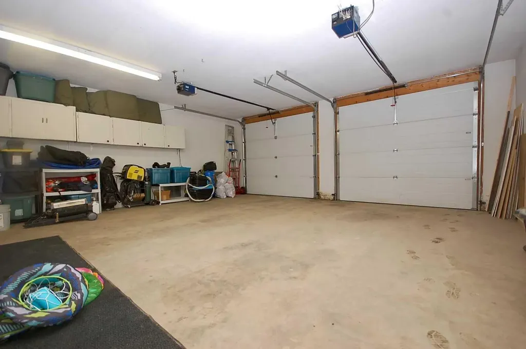64 Rossmere Avenue SE Medicine Hat AB T1B 2V4