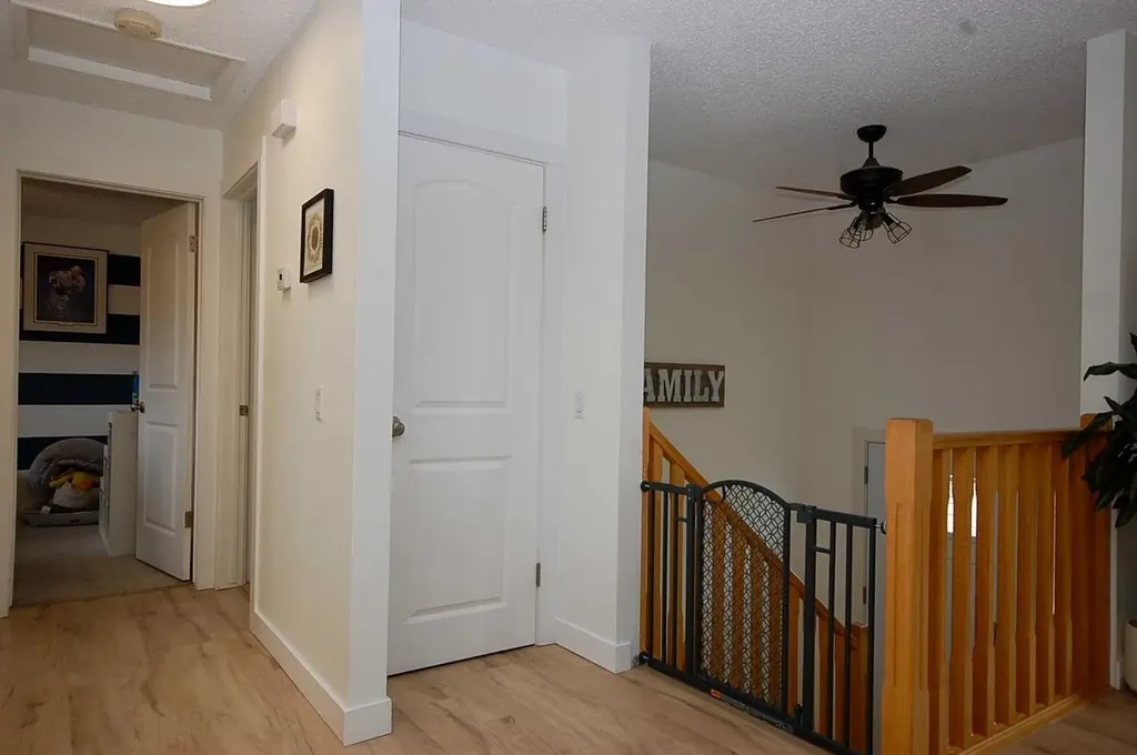 64 Rossmere Avenue SE Medicine Hat AB T1B 2V4