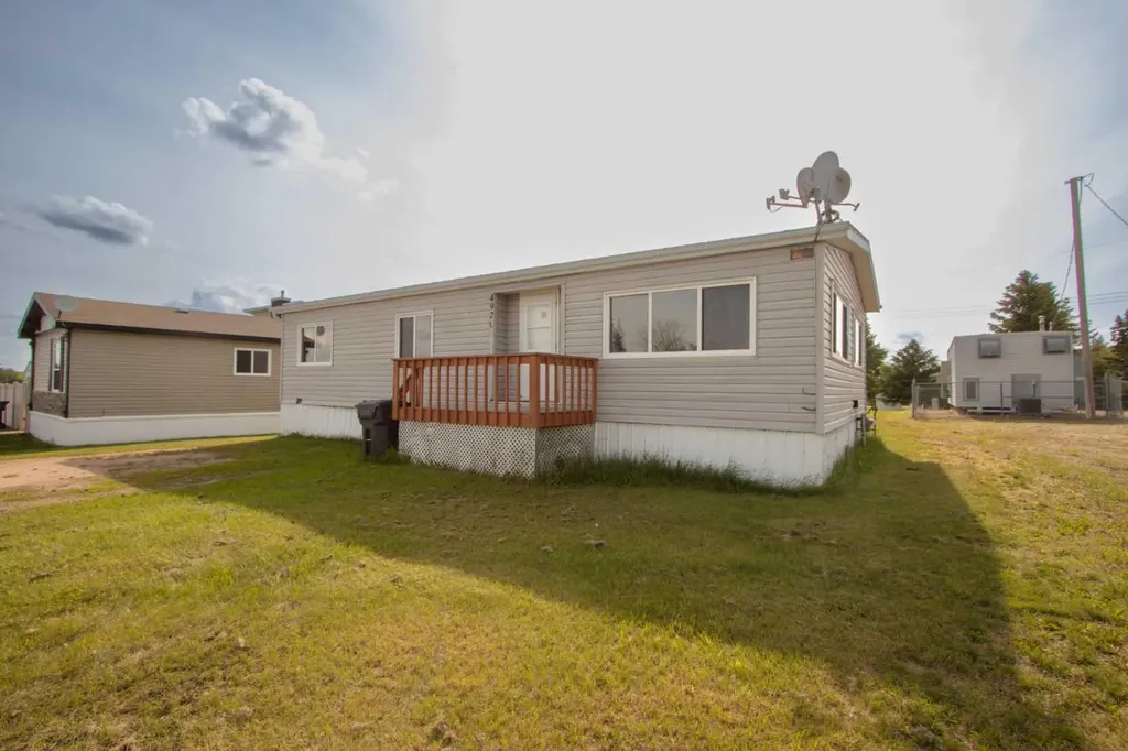 4920 50 Street Islay AB T0B2J0