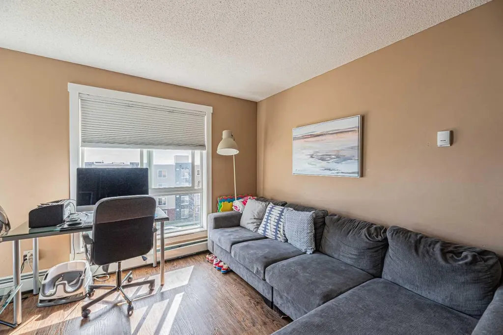 10 Kincora Glen Park NW Calgary AB T3R 1K1