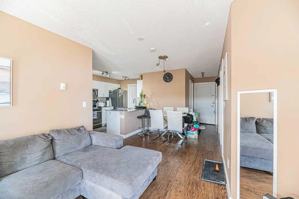 10 Kincora Glen Park NW Calgary AB T3R 1K1