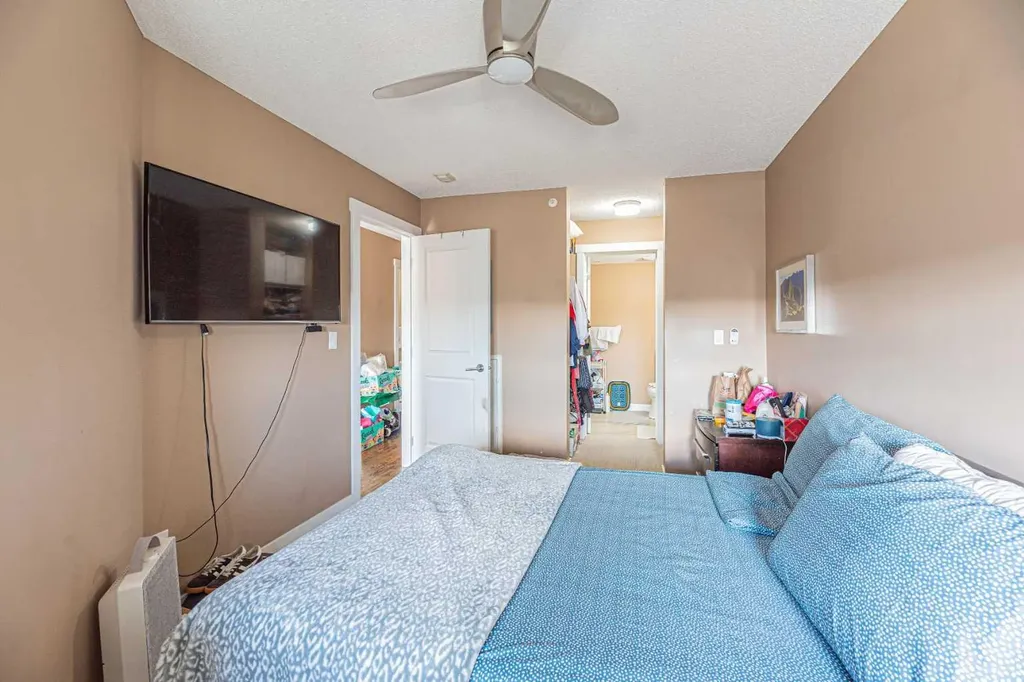 10 Kincora Glen Park NW Calgary AB T3R 1K1