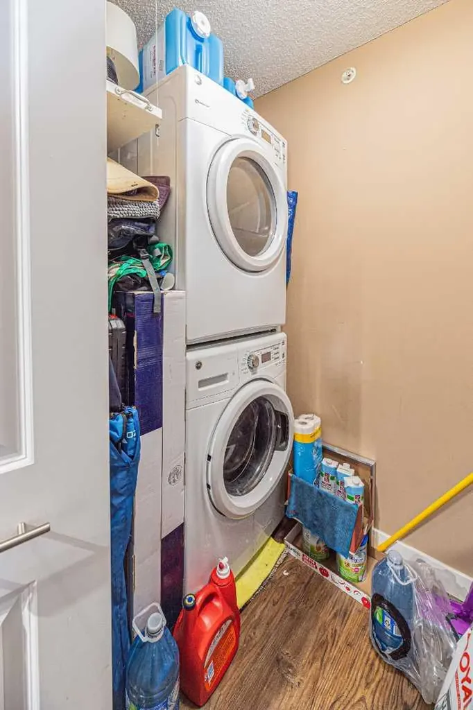 10 Kincora Glen Park NW Calgary AB T3R 1K1