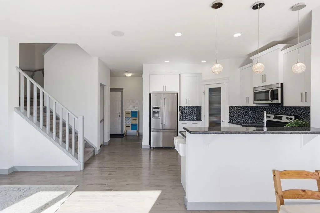 11 Evanscrest Way NW Calgary AB T3P0R4