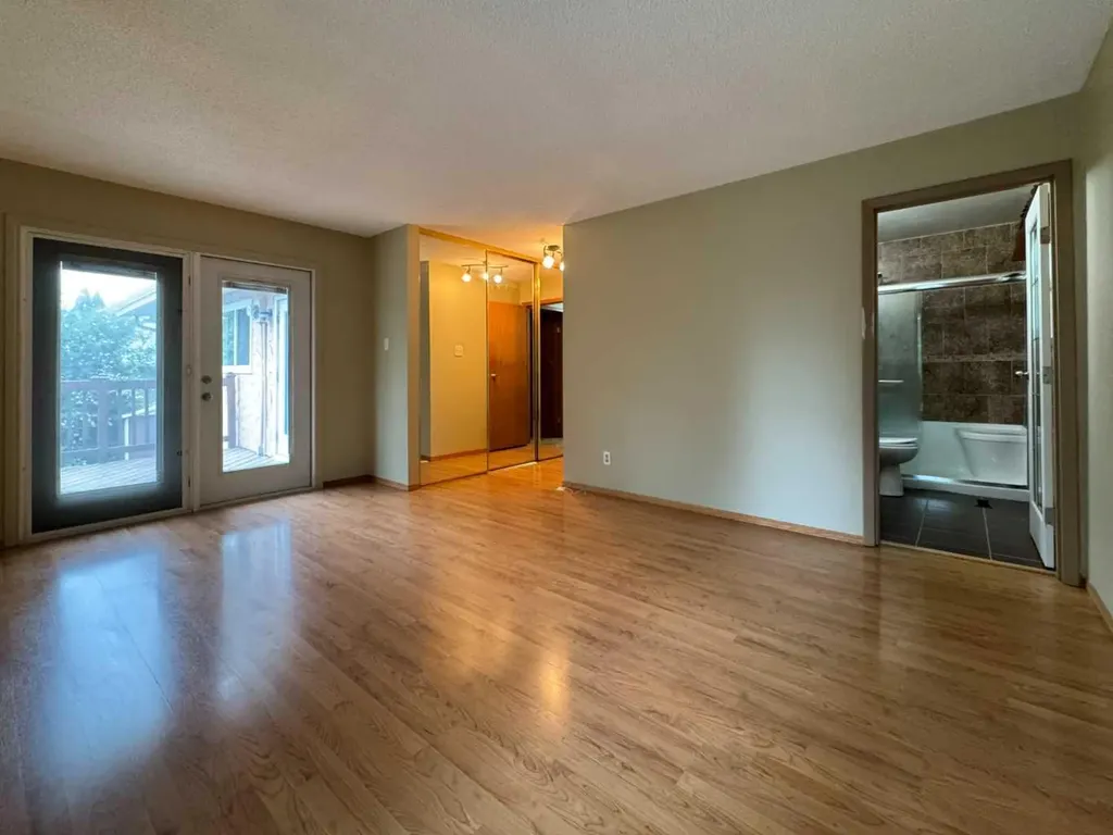 2409 20 Street N Lethbridge AB T1H 4T9