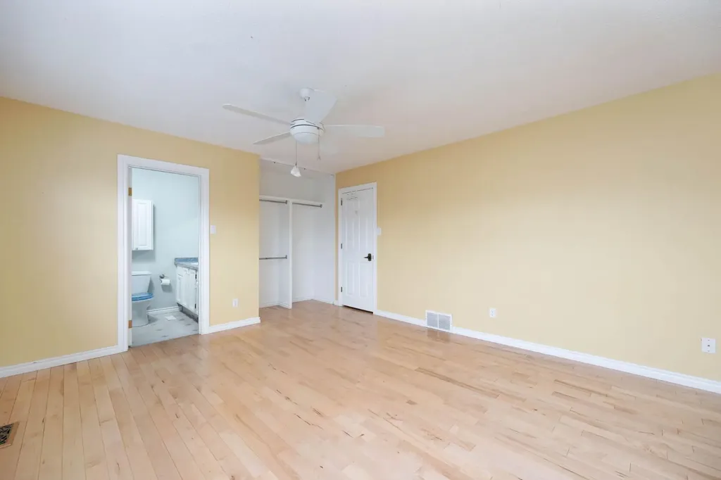 104 Dundas Road Fort Mcmurray AB T9K 1E3