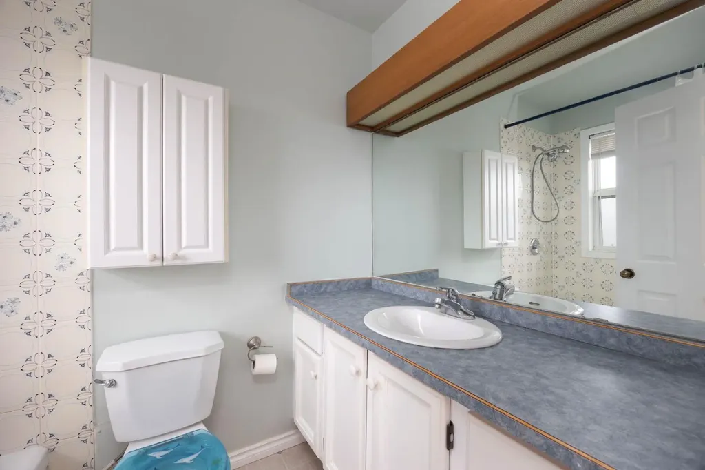 104 Dundas Road Fort Mcmurray AB T9K 1E3