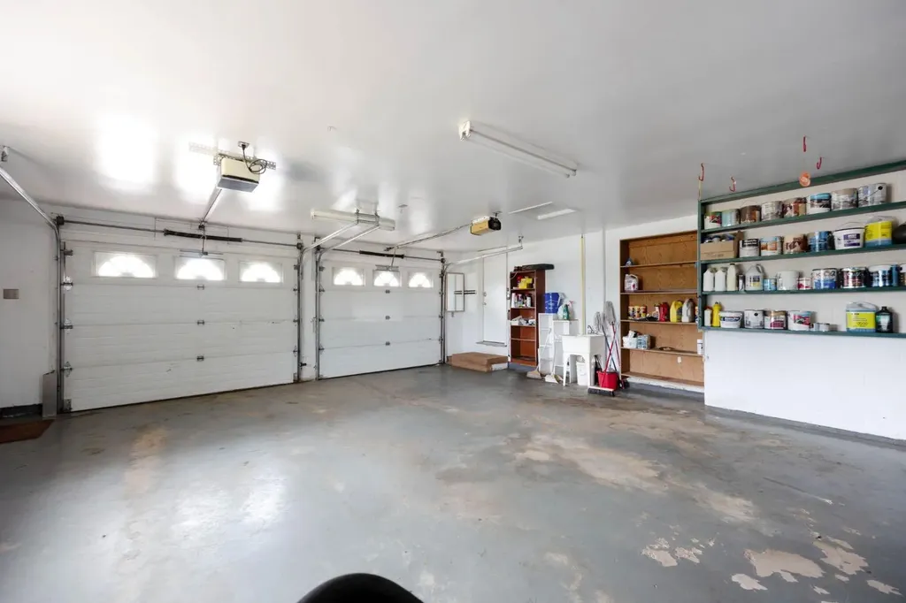104 Dundas Road Fort Mcmurray AB T9K 1E3