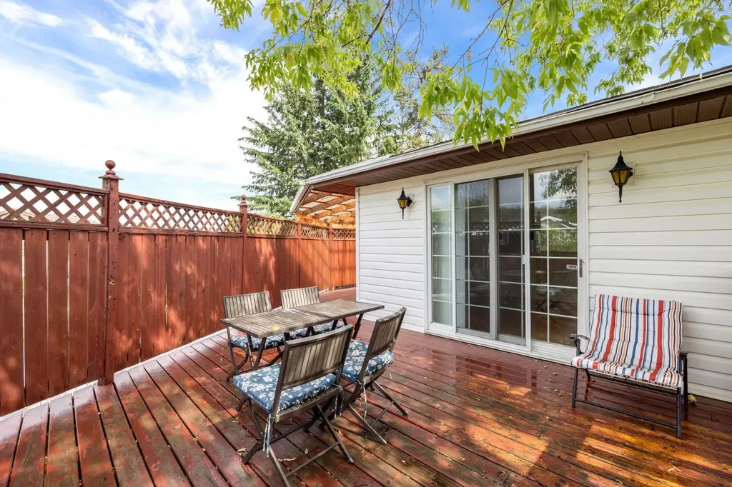 104 Dundas Road Fort Mcmurray AB T9K 1E3