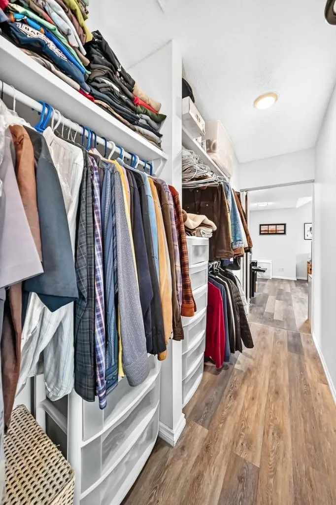 1607 11 Avenue SW Calgary AB t3c0n3