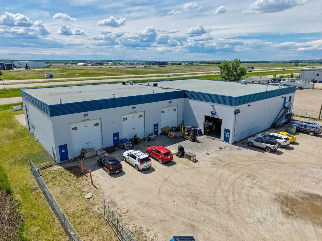 12102 101 Avenue Grande Prairie AB T8V 8A9