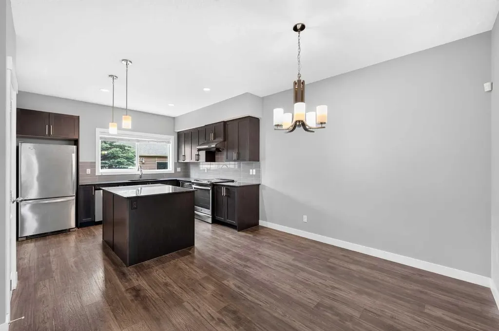 721 Nolan Hill Boulevard NW Calgary AB T3R 0V9
