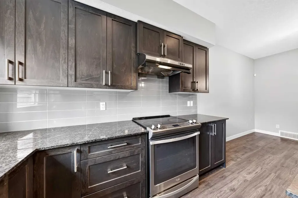 721 Nolan Hill Boulevard NW Calgary AB T3R 0V9