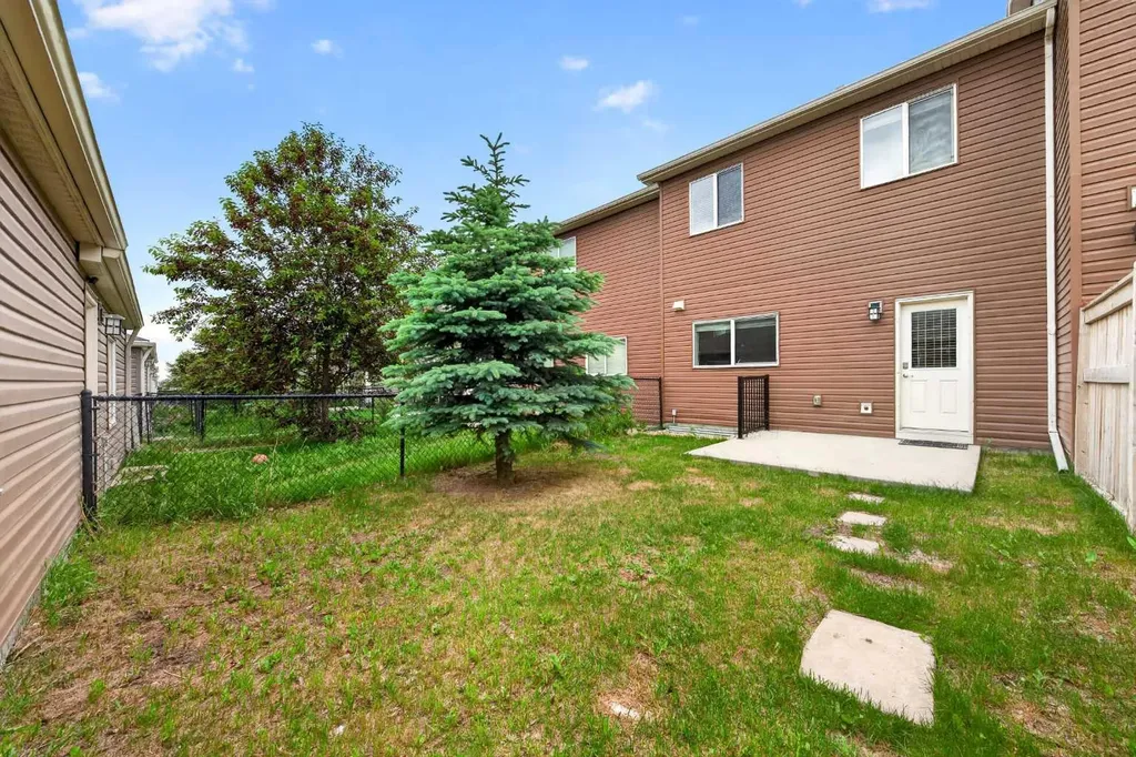 721 Nolan Hill Boulevard NW Calgary AB T3R 0V9