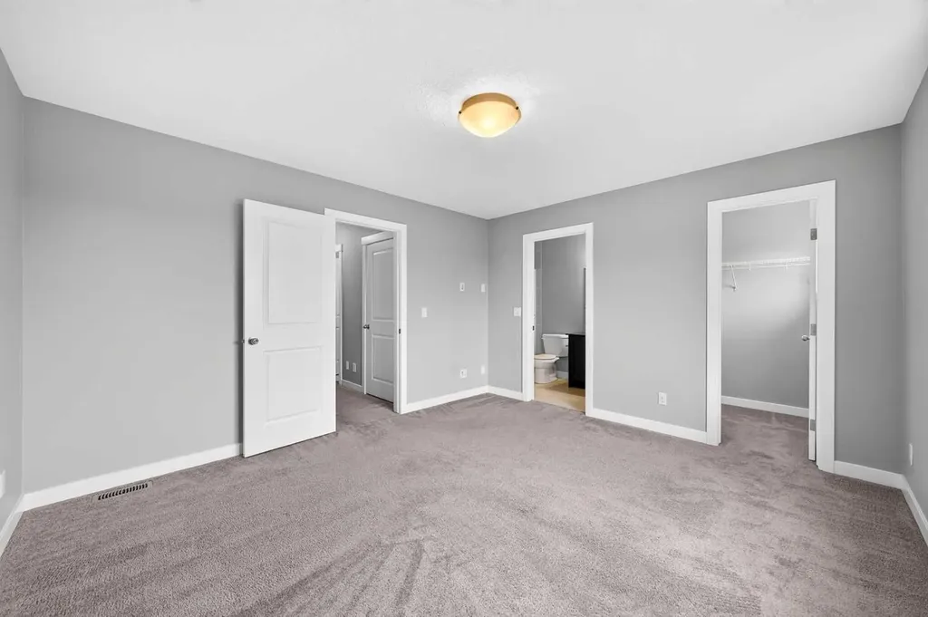 721 Nolan Hill Boulevard NW Calgary AB T3R 0V9