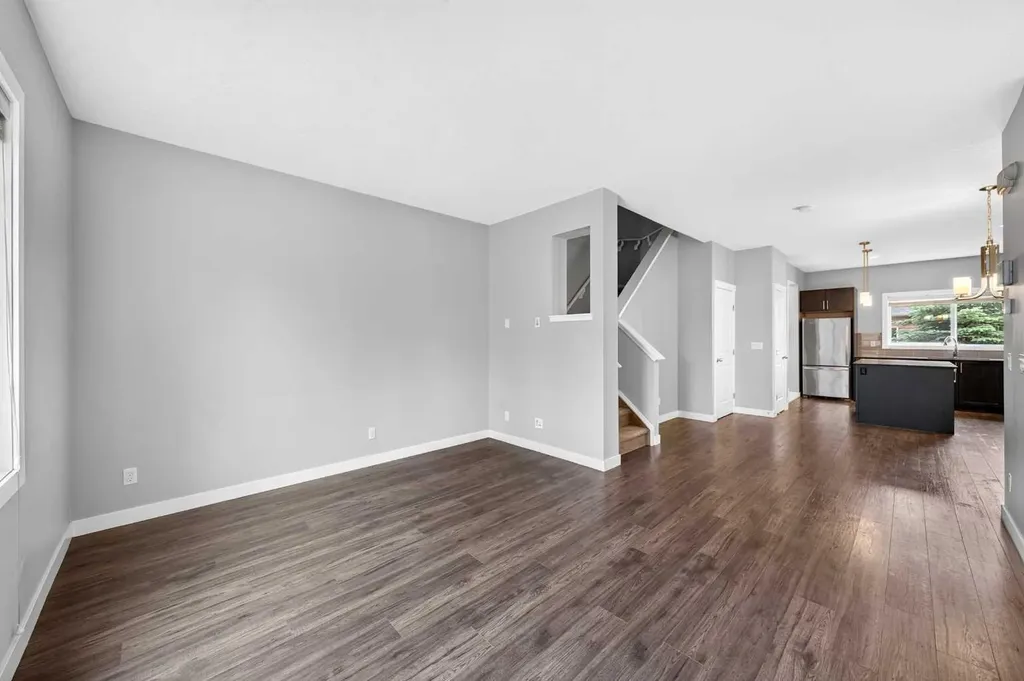 721 Nolan Hill Boulevard NW Calgary AB T3R 0V9