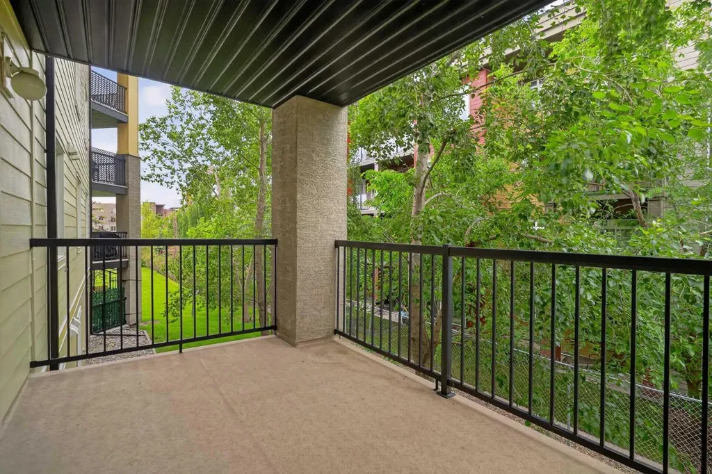 304 Mackenzie Way SW Airdrie AB T4B 3H6