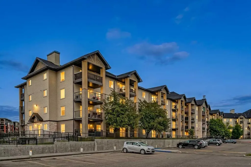 304 Mackenzie Way SW Airdrie AB T4B 3H6