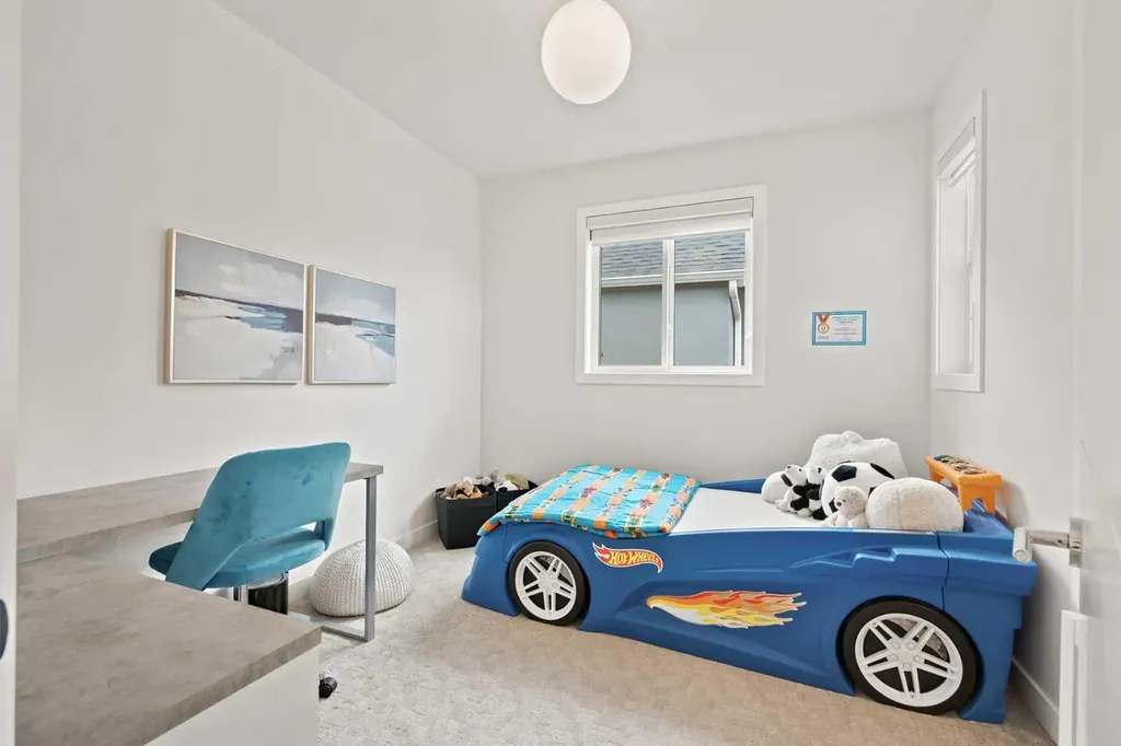 137 West Grove Point SW Calgary AB T3H 0X6