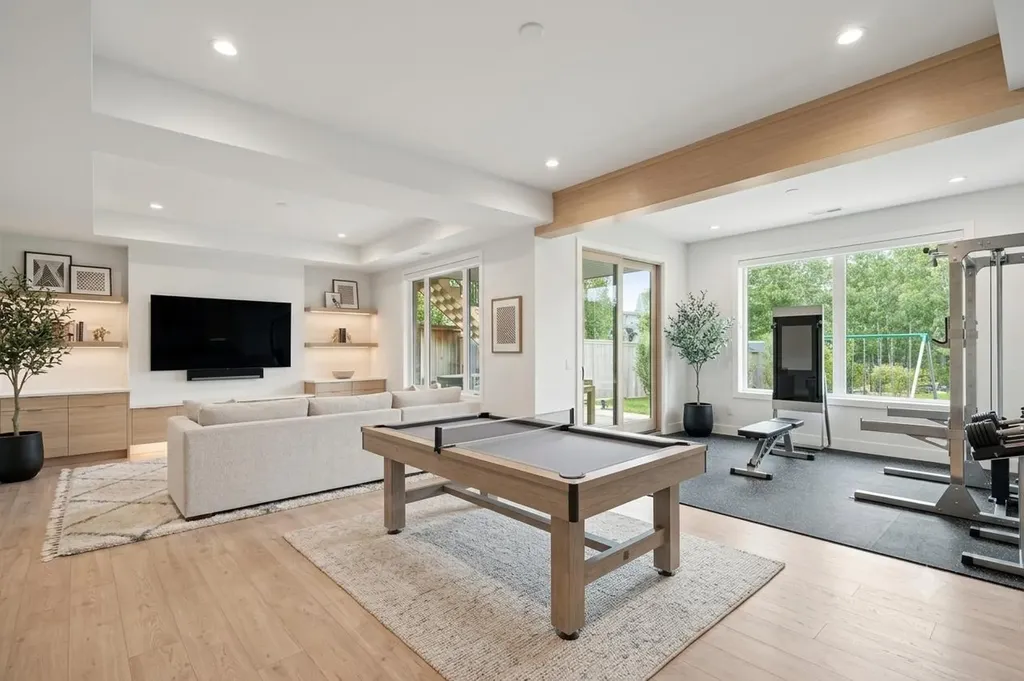 137 West Grove Point SW Calgary AB T3H 1V3