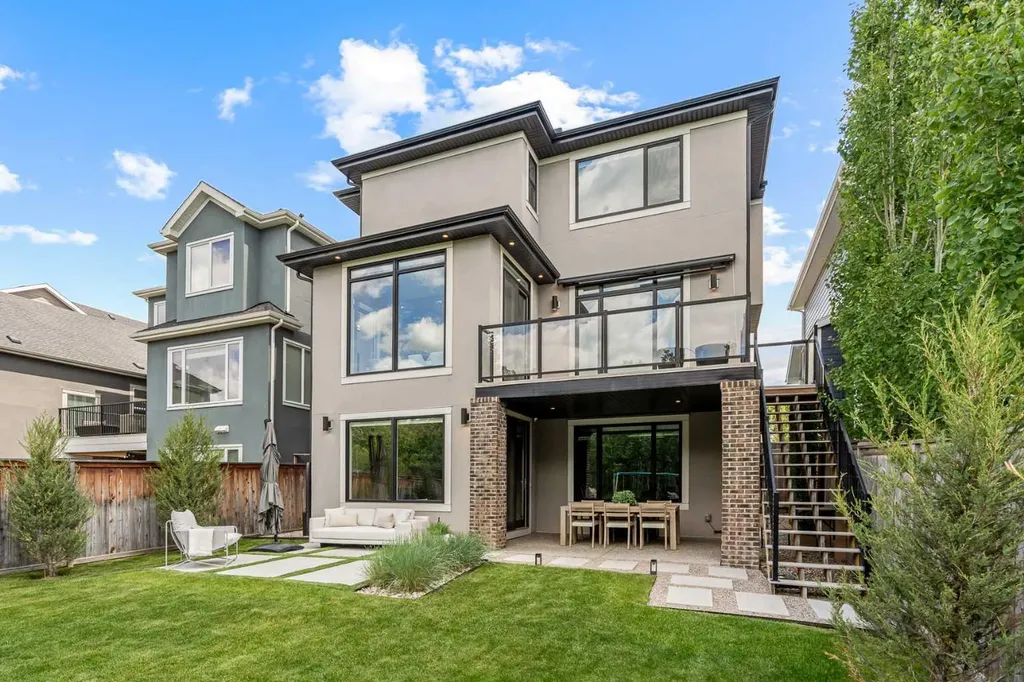 137 West Grove Point SW Calgary AB T3H 0X6