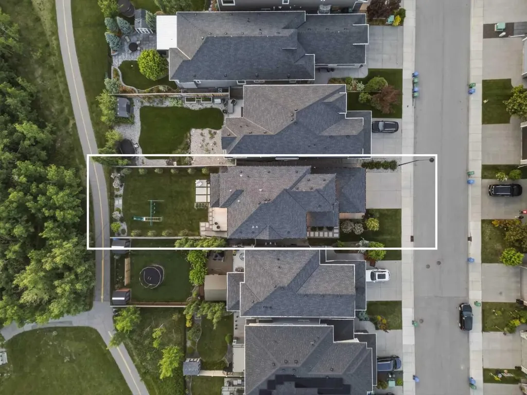 137 West Grove Point SW Calgary AB T3H 0X6
