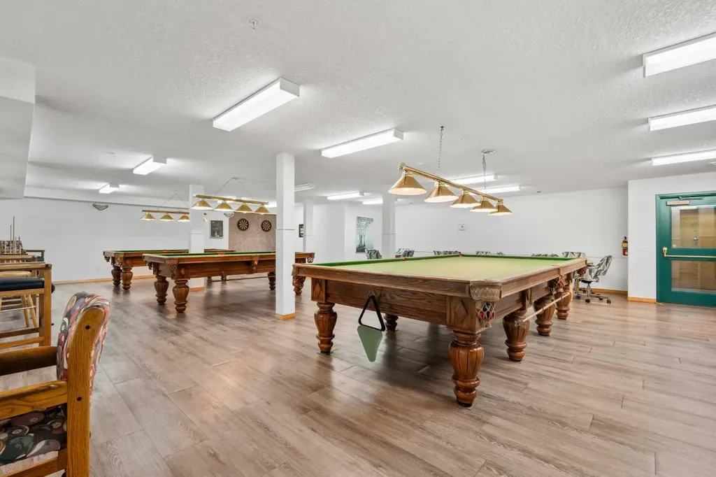 7239 Sierra Morena Boulevard SW Calgary AB T3H 3L7