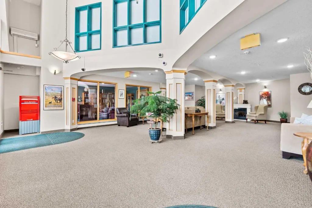 7239 Sierra Morena Boulevard SW Calgary AB T3H 3L7