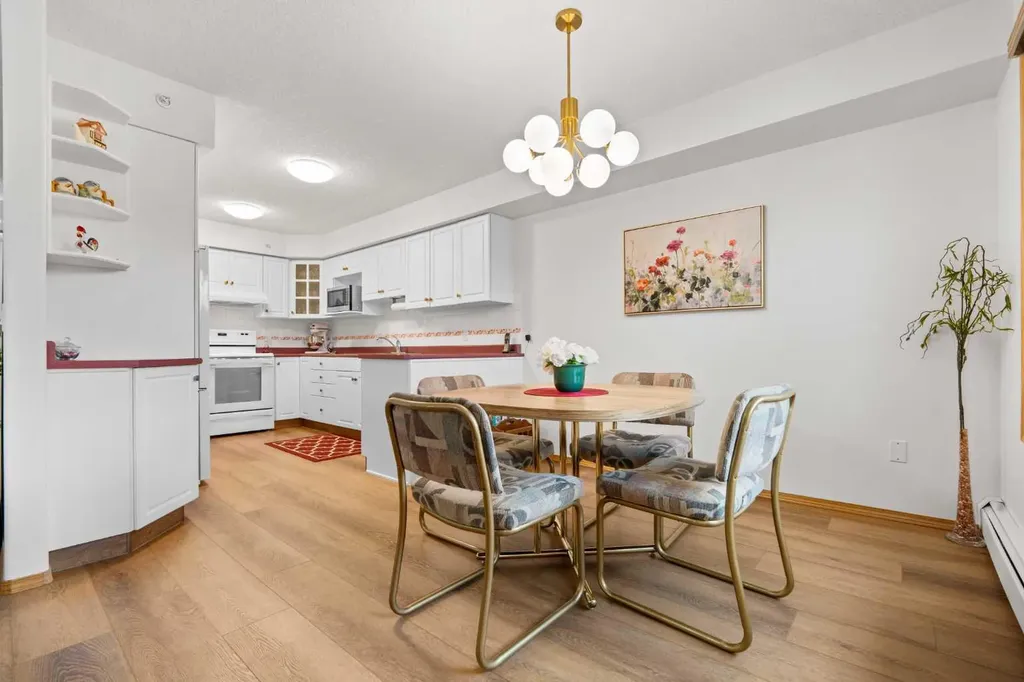 7239 Sierra Morena Boulevard SW Calgary AB T3H 3L7