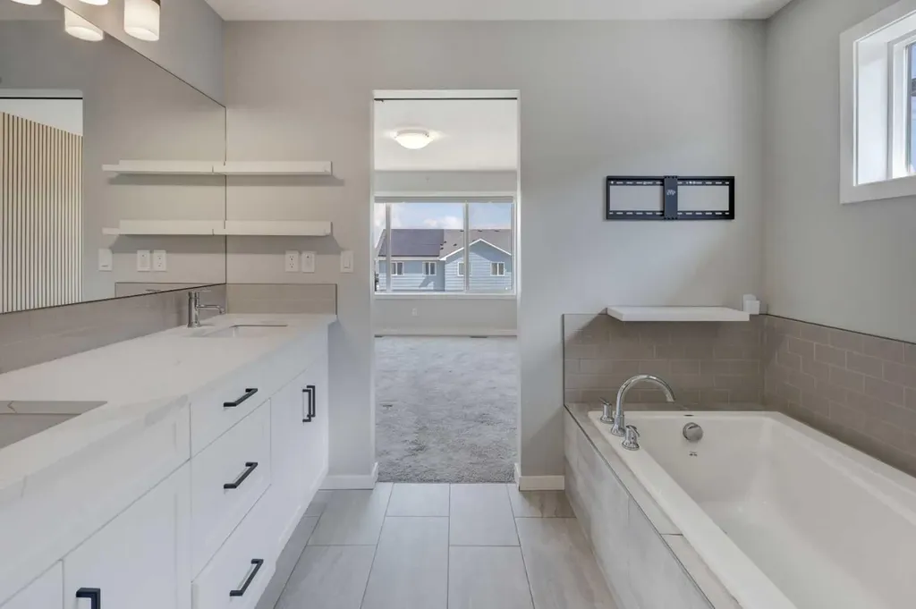112 Emberside Place Cochrane AB T4C 3A8