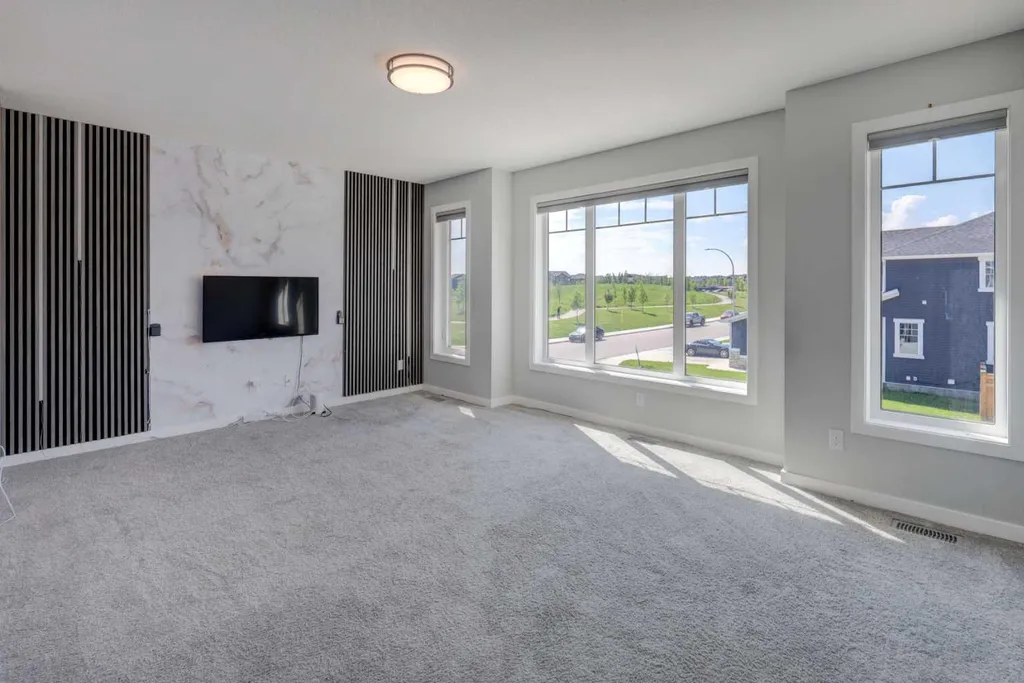 112 Emberside Place Cochrane AB T4C 3A8