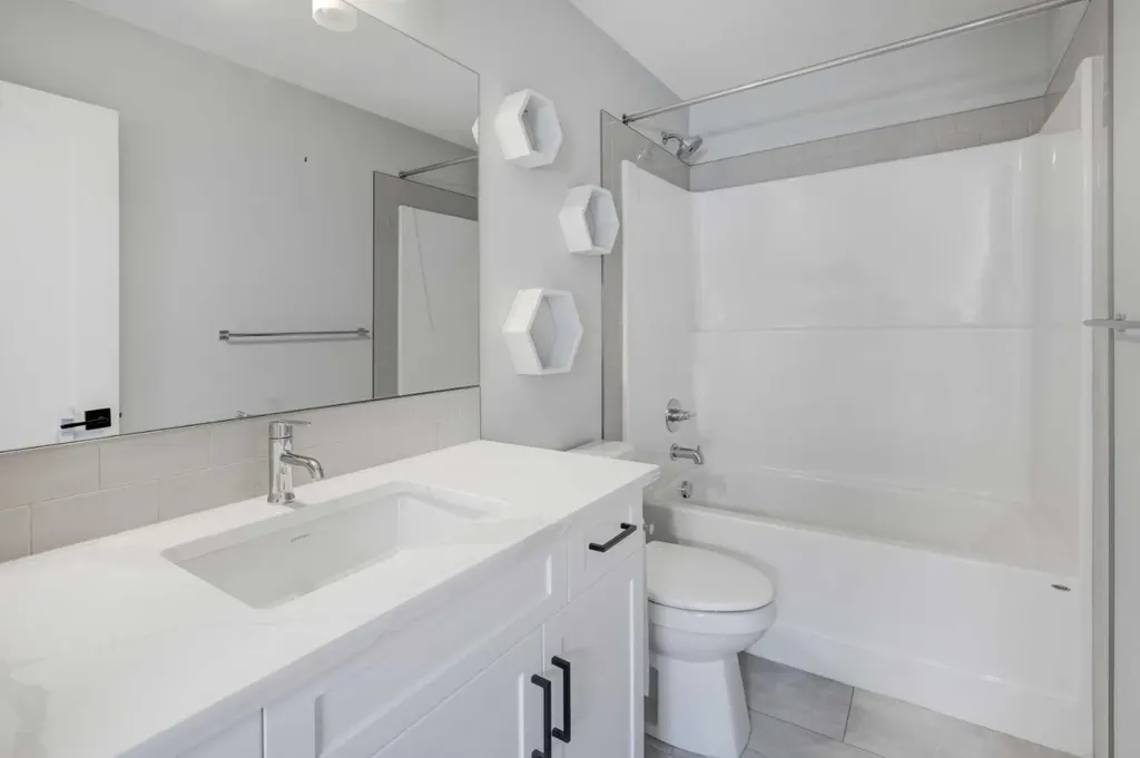 112 Emberside Place Cochrane AB T4C 3A8