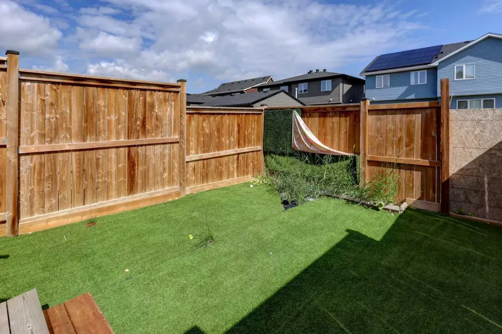 112 Emberside Place Cochrane AB T4C 3A8